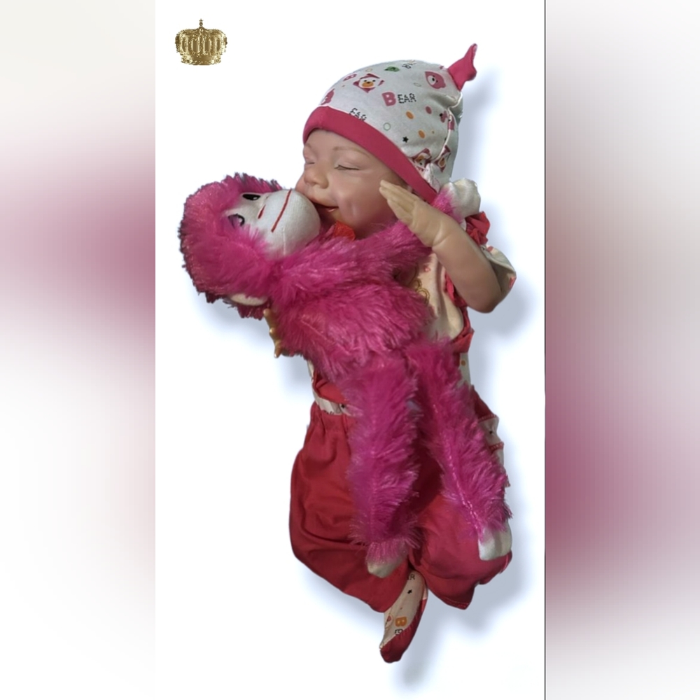 18 inch full body silicone vinyl doll. More than 10 accessories included.